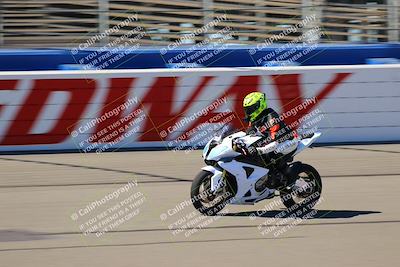 media/Jun-25-2022-Fastrack Riders (Sat) [[296e527623]]/Level 1 and RDS/Start Finish/